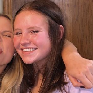 Meet your Posher, Mya